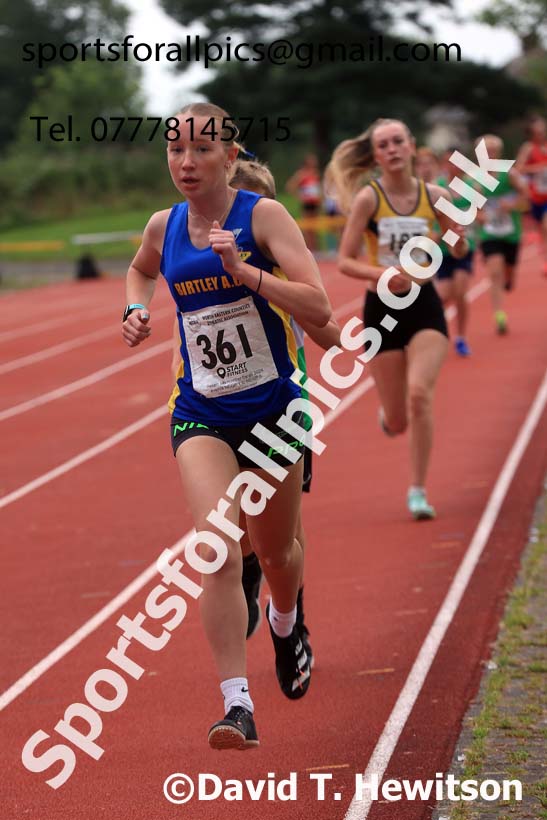 The 1500 metres, Wednesday, july 24th, 2024 NEGP 5, Monkton Stadium.  Photo: David T. Hewitson/Sports for All Pics
